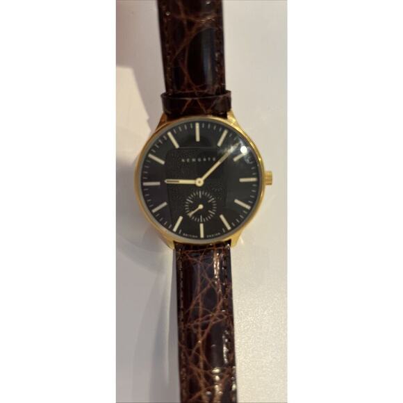 Newgate Watch W/ crocodile Band - Picture 2 of 9